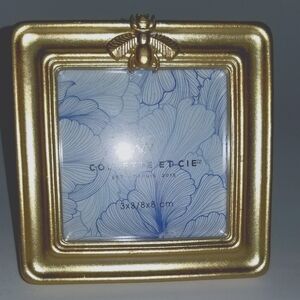 Small square honeybee picture frame